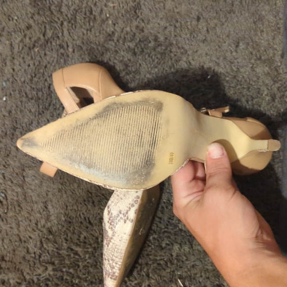 Stiletto heels - Picture 2 of 2